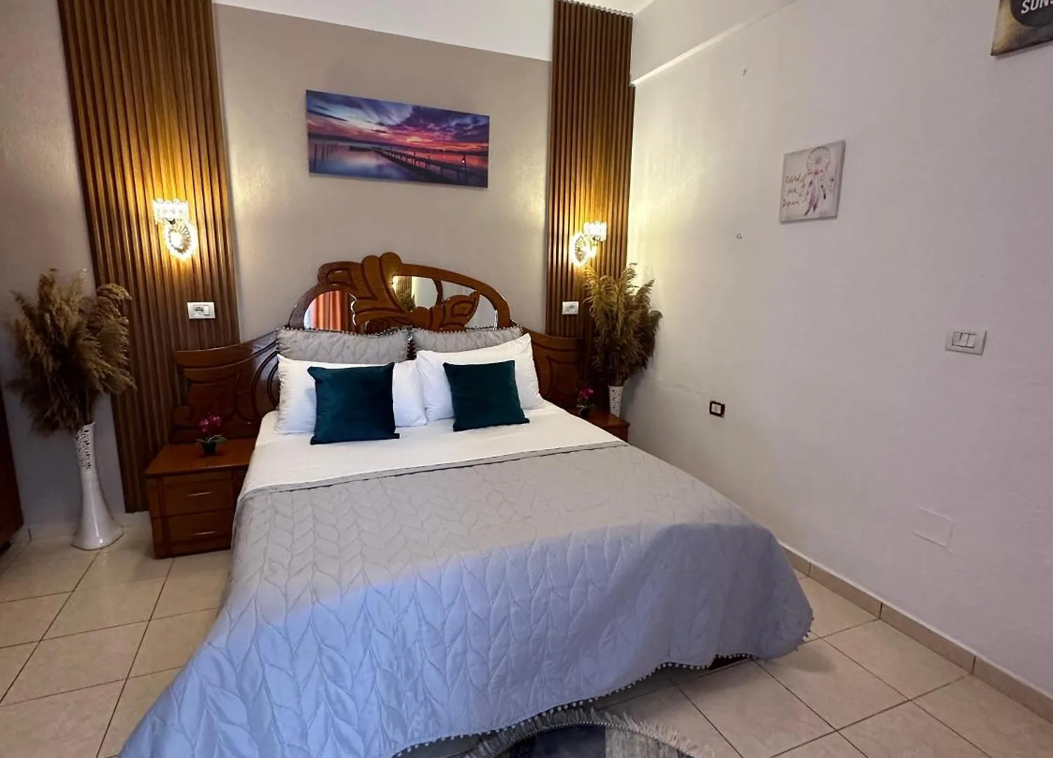 Kingsland Apartment Ksamil Albanie