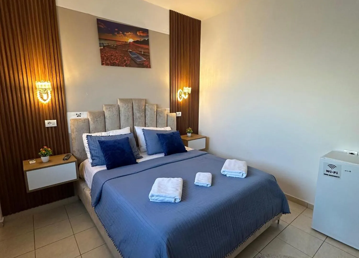 Kingsland Apartment Ksamil