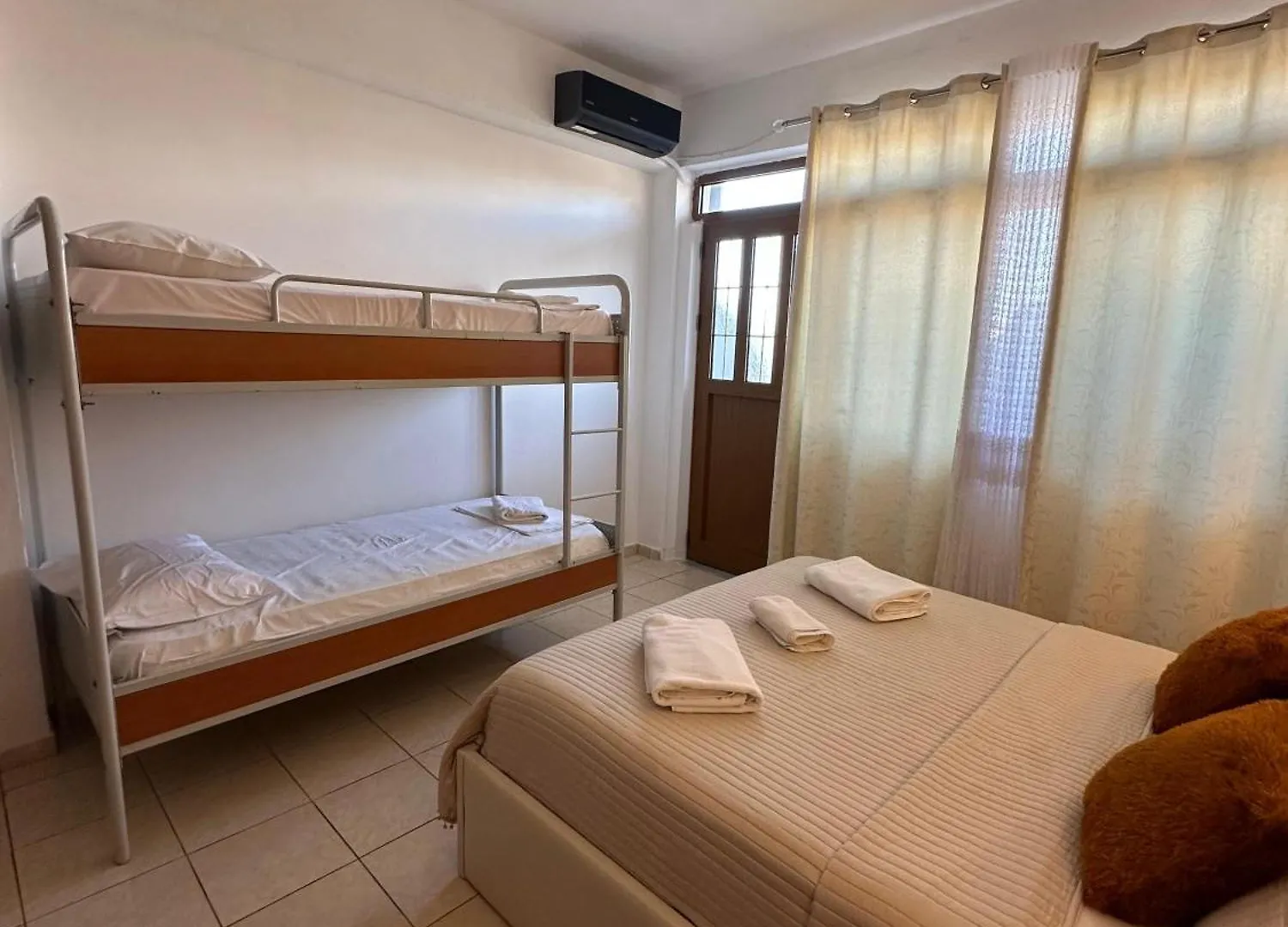 Kingsland Apartment Ksamil Albânia