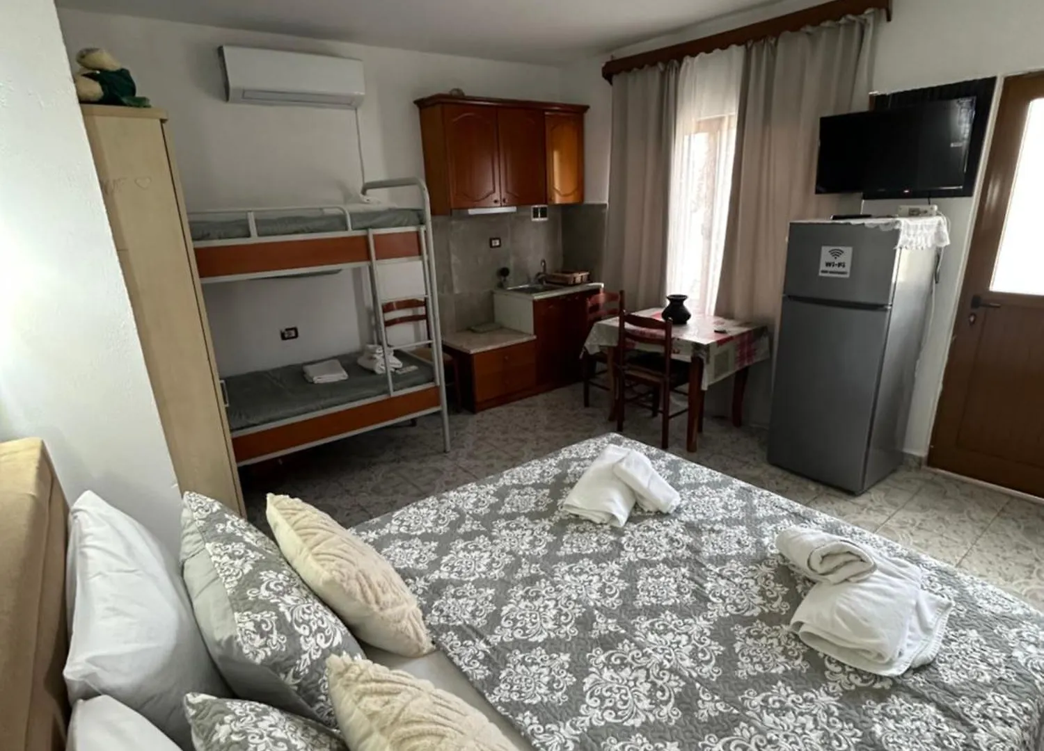 Kingsland Apartment Ksamil Albanie